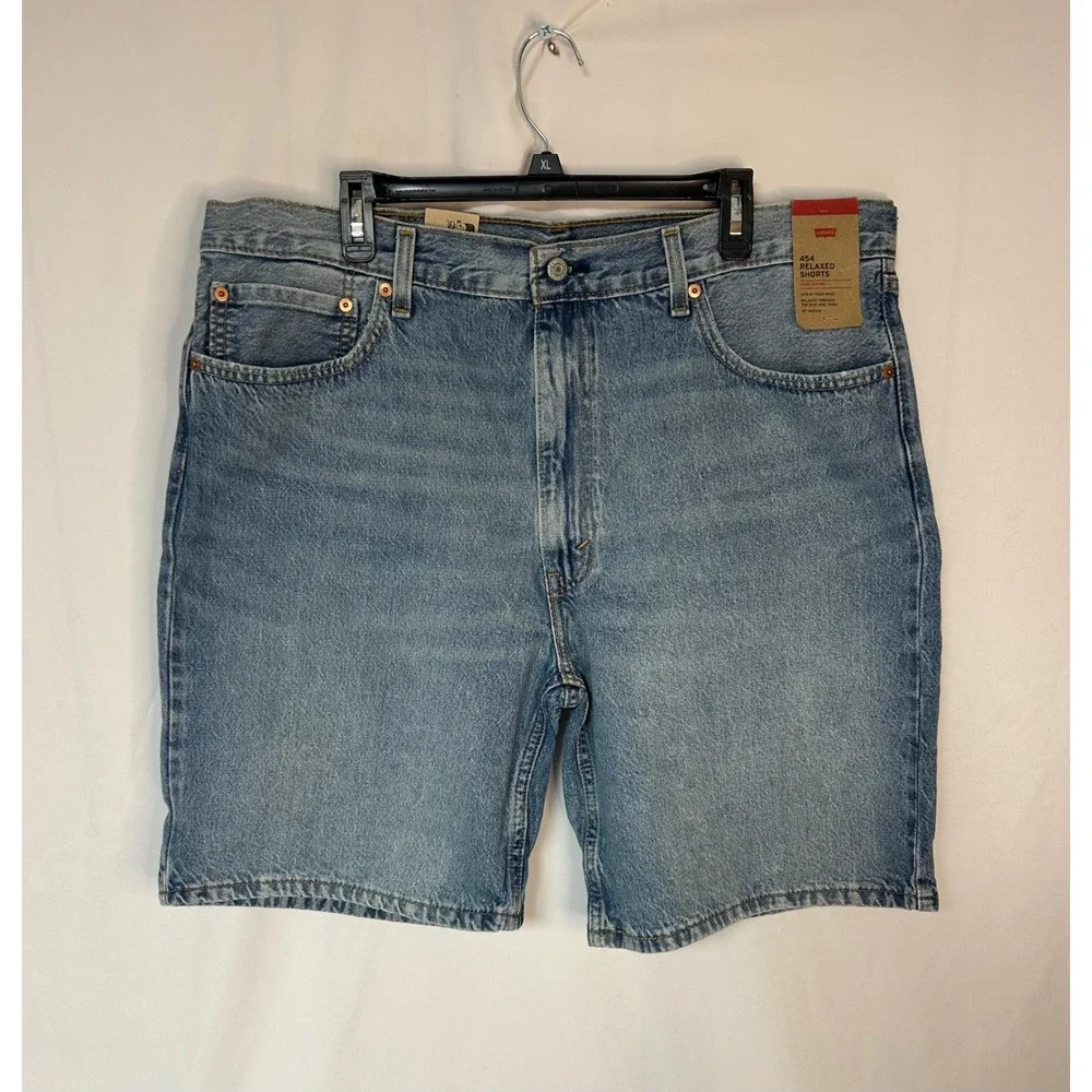 Levis levis 454